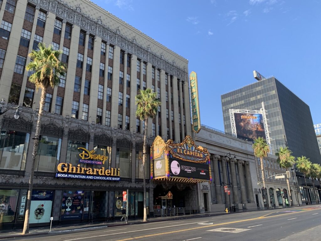 Hollywood Walk of Fame shops