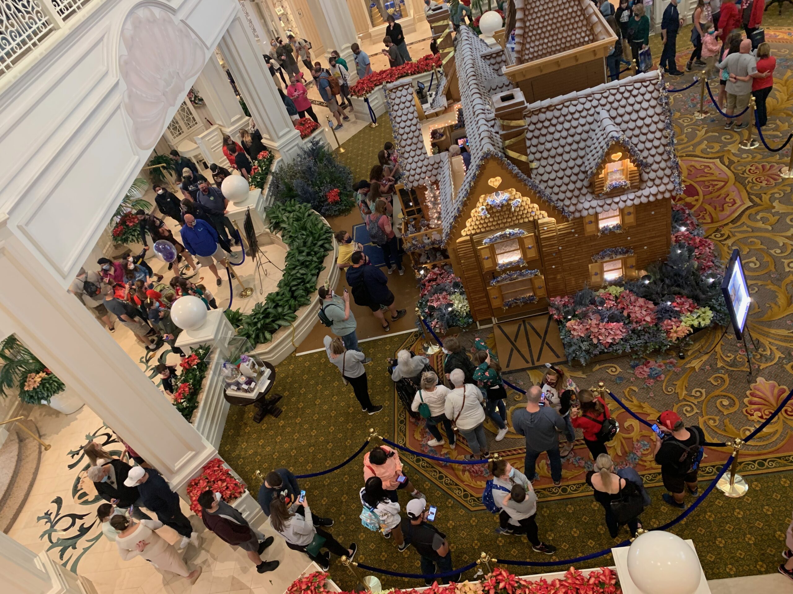 gingerbread house at disney's grand floridian