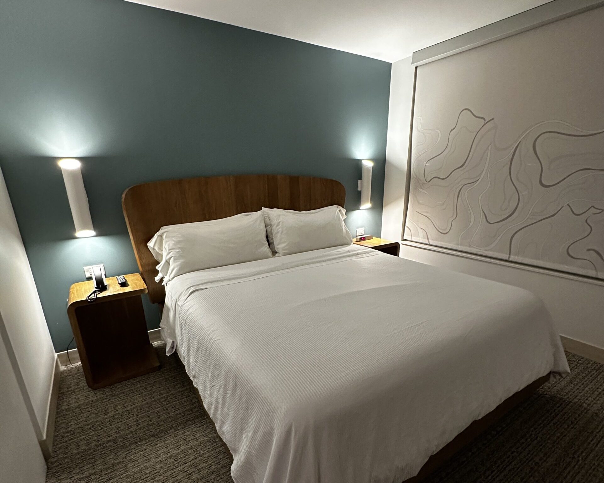 family-friendly hotel near Toronto airport